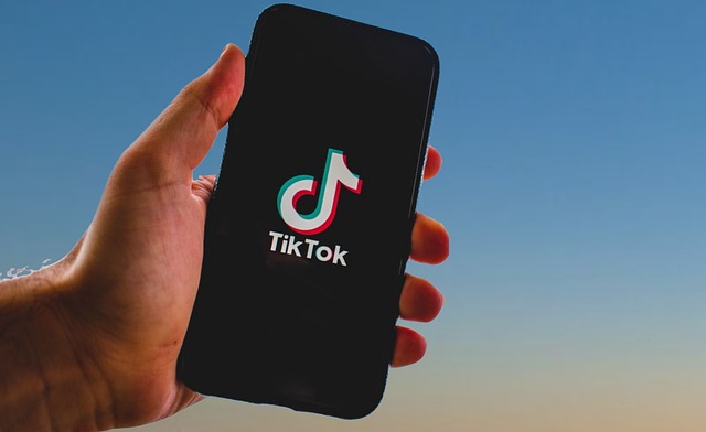 Jasa Share TikTok sebagai Solusi Distribusi Konten agar Video Lebih Cepat Dikenal