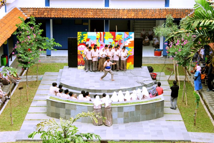 Kreativitas Berbasis Pesantren: Ekstrakurikuler yang Menginspirasi di Bandung