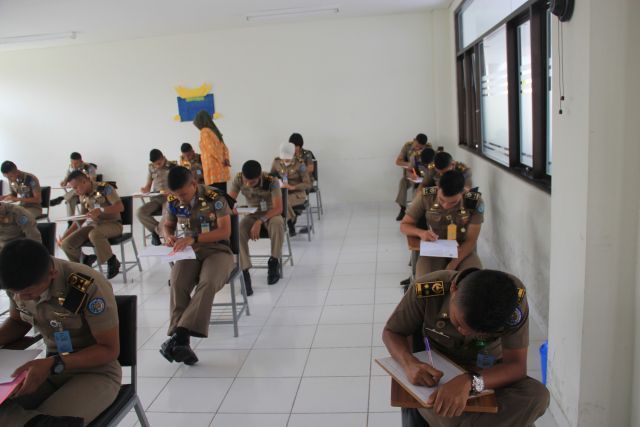 Contoh Soal Ujian IPDN: Tes Karakteristik Pribadi yang Sering Muncul